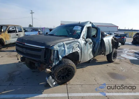 2011 Chevrolet Silverado 1500 Ls from USA, damaged, VIN 1GCRCREA8BZ303403